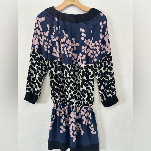 Diane Von Furstenberg Mikino Printed Chiffon Tunic Dress Black Polka Dot Sz 2 - Picture 4 of 9